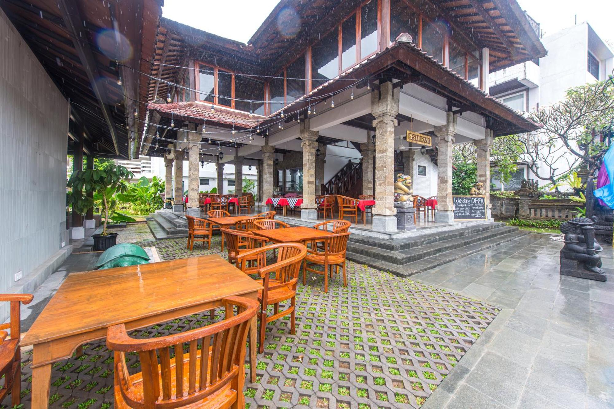 Sari Bunga Hotel Legian Kuta Bali Exterior photo