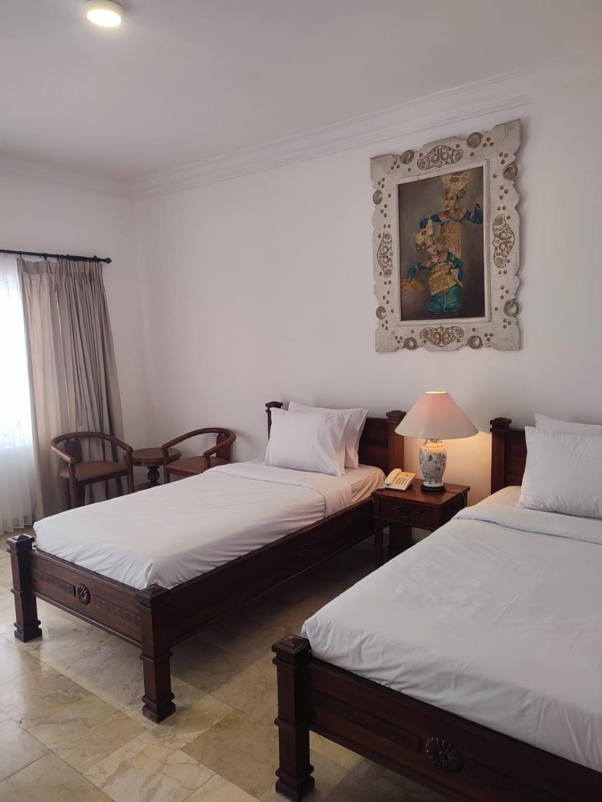 Sari Bunga Hotel Legian Kuta Bali Exterior photo