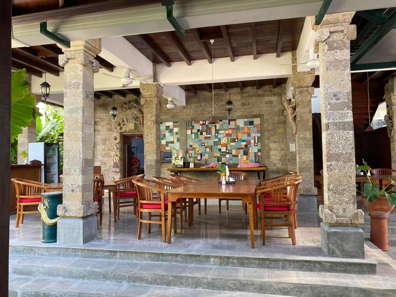 Sari Bunga Hotel Legian Kuta Bali Exterior photo